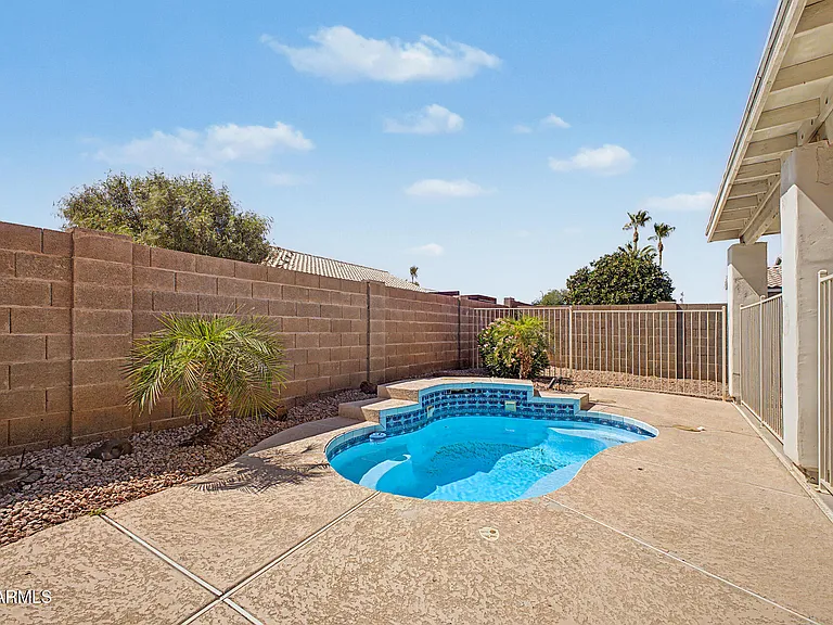22516 N 68th Dr — Photo 38