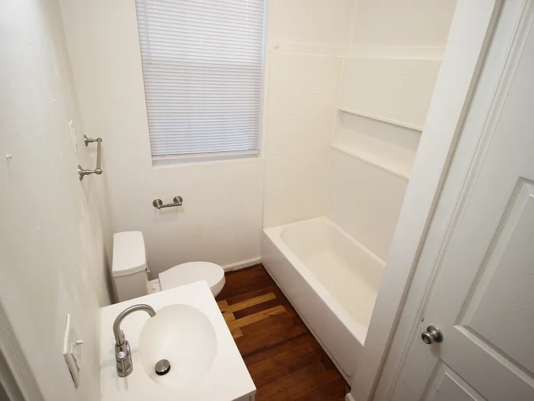 7620 Freret St #A — Photo 5