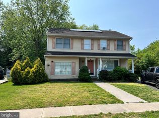 45 Williamsburg Ct, Glassboro, NJ 08028
