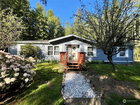 211 E Leisure Lane, Grapeview, WA 98546