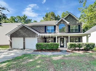 129 Kentwood Springs Dr, Hampton, GA 30228