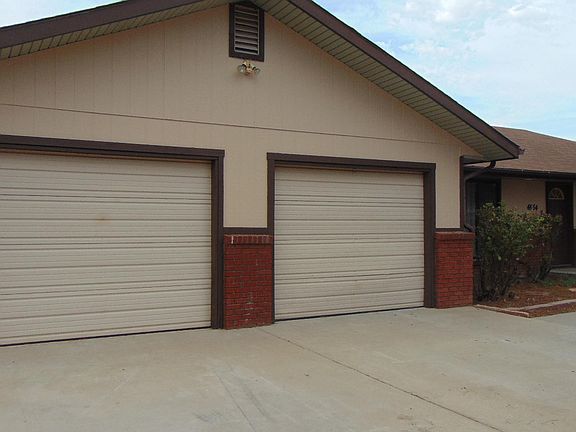 2nd image of 4854 N Granada Dr