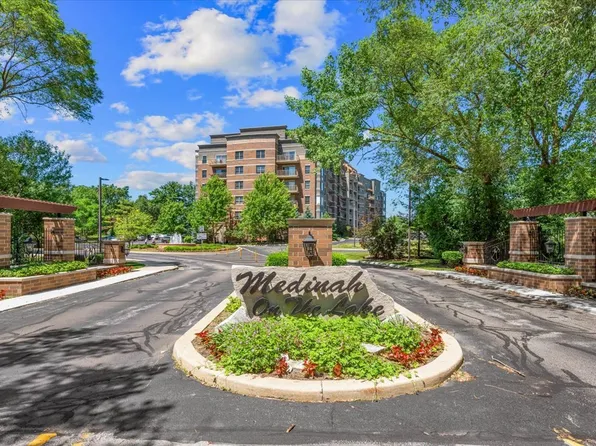125 Lakeview Dr Unit 510, Bloomingdale, IL 60108