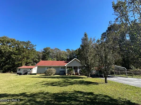 1973 Colonial Ave, Beaufort, SC 29906