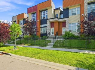 1530 W Bayside Ave SW #103, Airdrie, AB T4B4B5