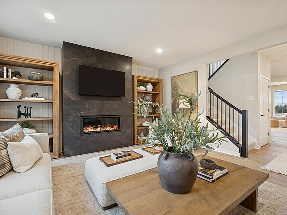 4th image of 11031 Archer Ct N