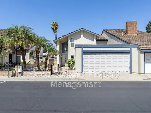 207 Los Padres Ln, Placentia, CA 92870