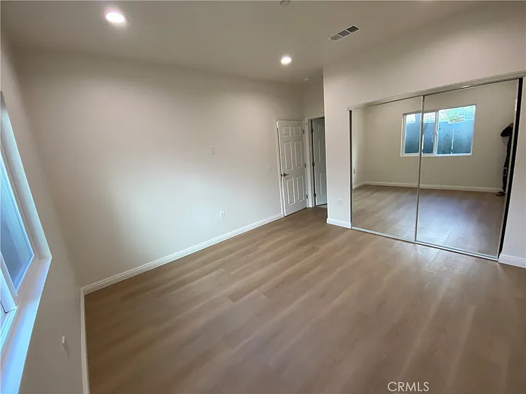 18543 Ingomar St #18543 — Photo 9