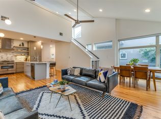 2205 Lola Ct, Dallas, TX 75206