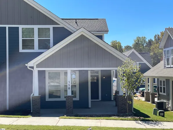 550 Twin Lake Rd, Greenville, SC 29609