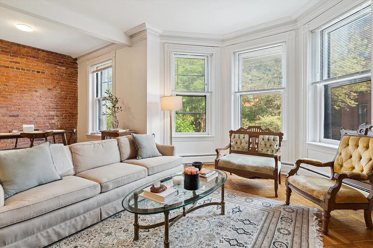 Building Photo - 430 Marlborough St #2