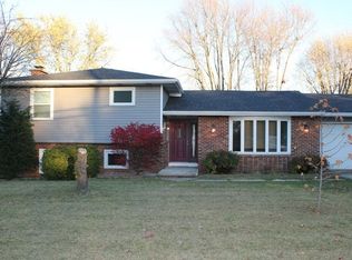 1302 N Tillotson Ave, Muncie, IN 47304