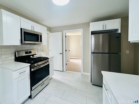 2nd image of 203 E Main St
