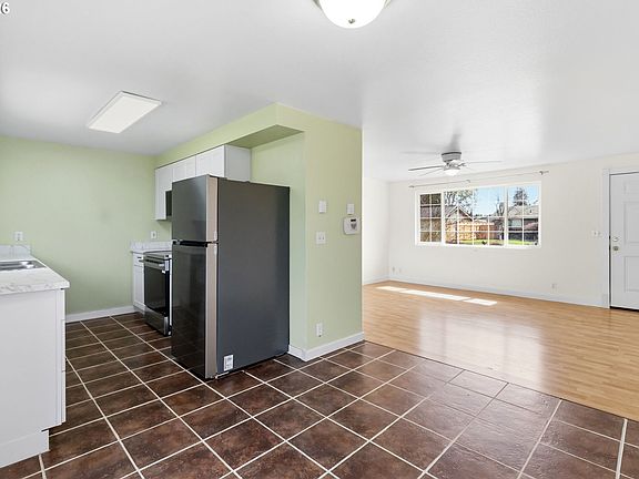 5th image of 1450 W Quinalt St