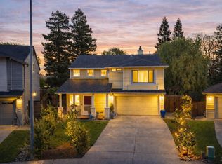 1378 Lubeck St, Sonoma, CA 95476