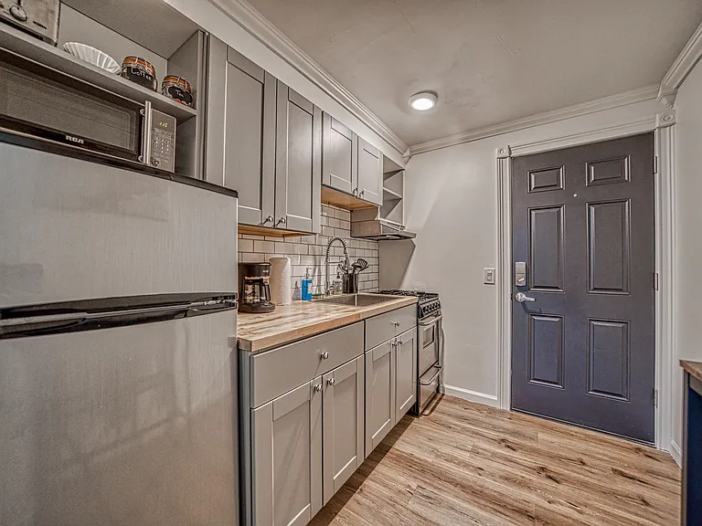 1725 Grand Island Blvd #4 — Photo 17