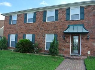 7325 Malvern Dr, New Orleans, LA 70126