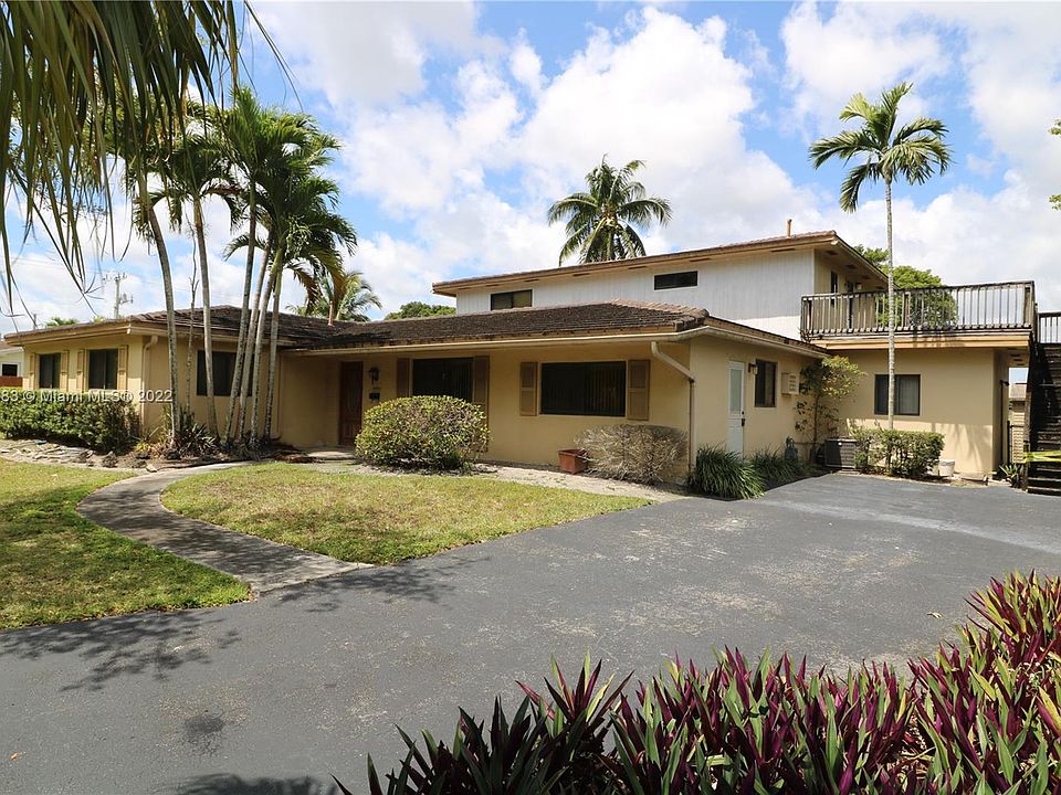 2nd image of 10340 SW 100th Ave