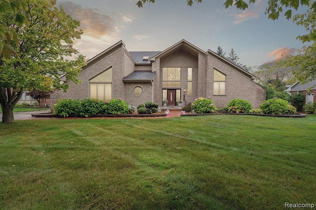 18887 Van Rd, Livonia, MI 48152 Zillow