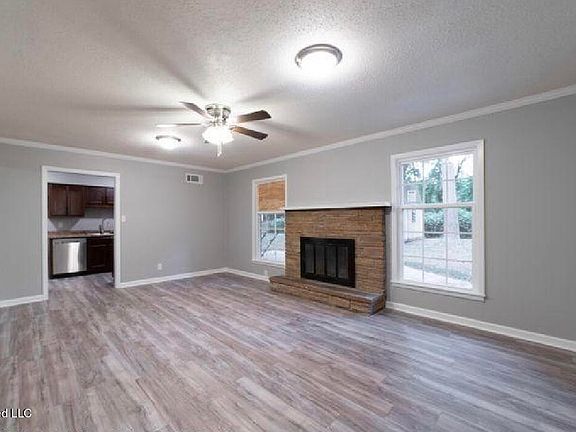 2nd image of 1728 Forrest Dr