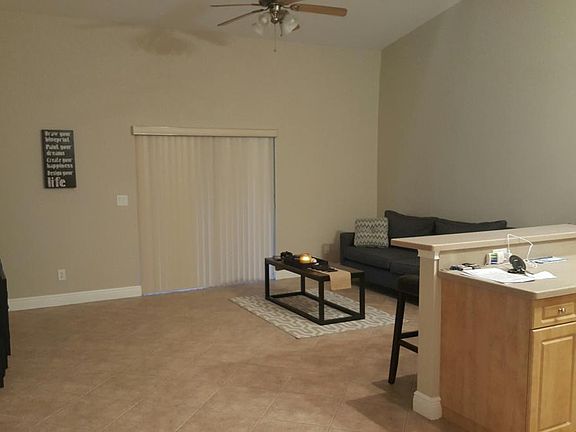 4th image of 540 SE 5th Pl APT 1