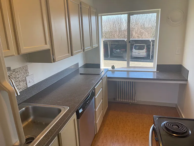 1800 Taylor Ave N #2 — Photo 5