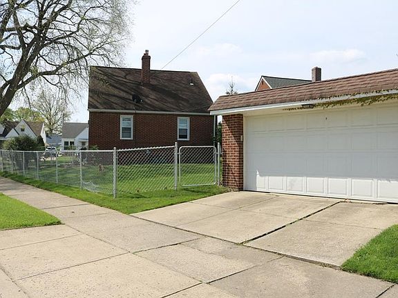 3rd image of 6006 Brownfield Dr