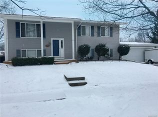 1981 Marjorie Rd, Grand Island, NY 14072
