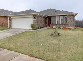 13209 SW 3rd St, Yukon, OK 73099