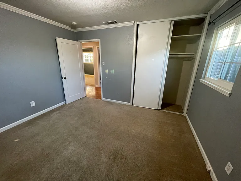 1010 Westway Dr — Photo 24