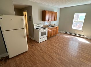 613 W Main St APT 2E, New Britain, CT 06053