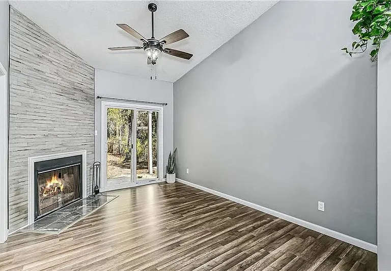 8250 Kause Rd — Photo 2