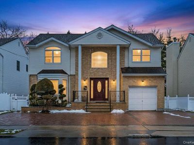 1662 Park Avenue, New Hyde Park, NY, 11040