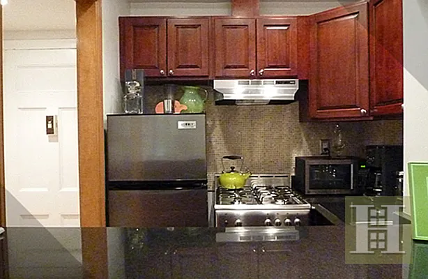 Rented by Halstead Real Estate | media 82