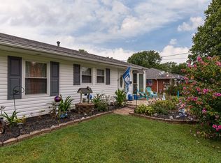 4116 Leo Ln, Jeffersontown, KY 40299