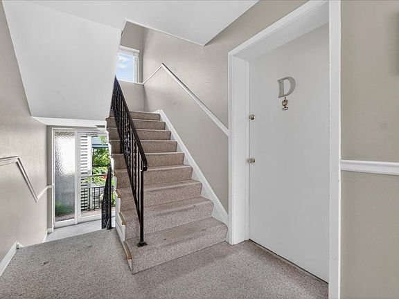 4th image of 2628 Hope Ave APT D