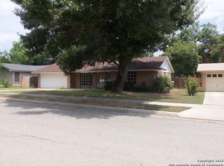 215 Granada Dr, San Antonio, TX 78216