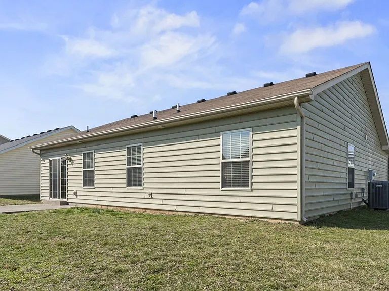 166 Boulders Ct — Photo 4