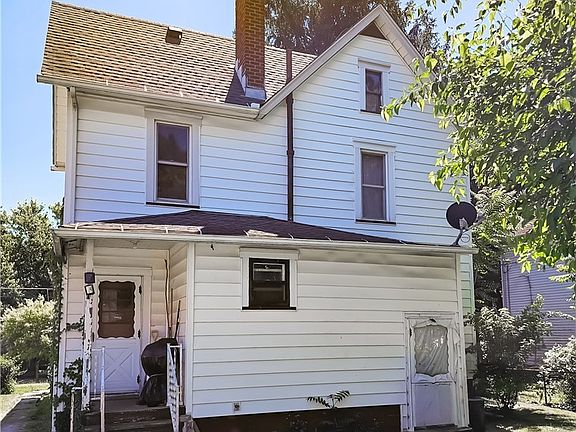 5th image of 1023 Dueber Ave SW