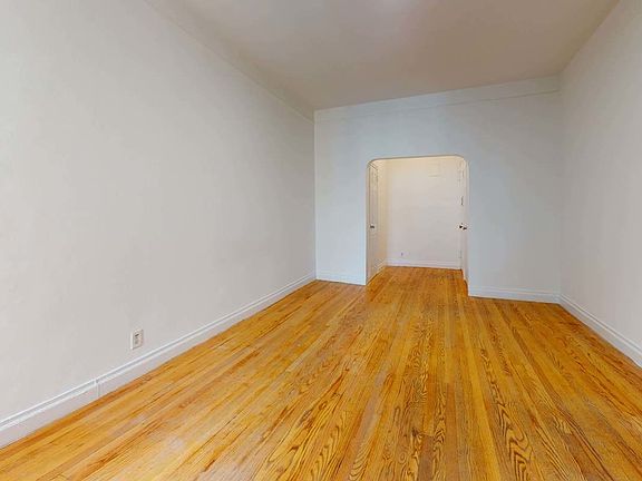 5th image of 339 E 77th St APT 4e
