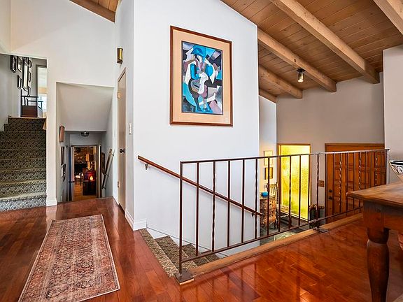 4th image of 10071 Resmar Pl