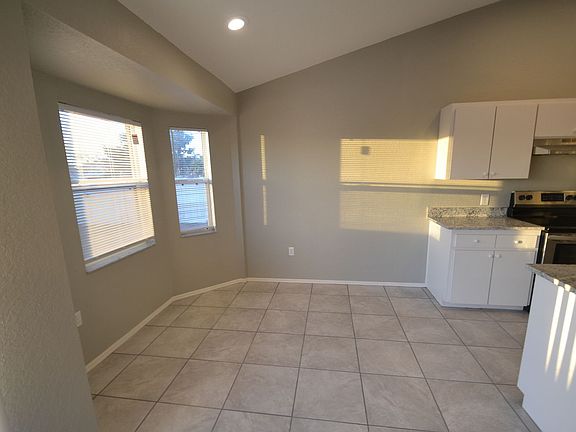 3rd image of 8278 Westmont Terrace Dr