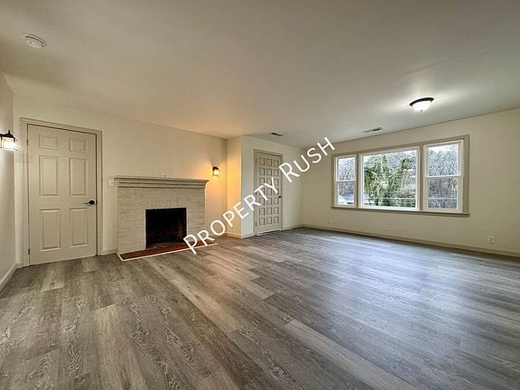 5th image of 1820 Tunnel Blvd #1