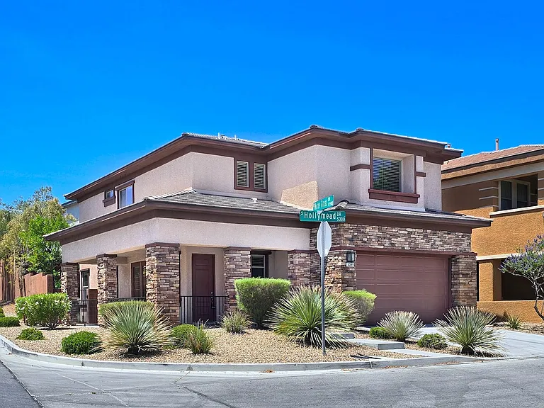 5389 Hollymead Dr — Photo 2