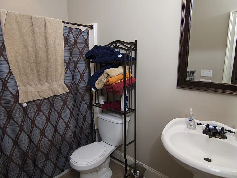 159 Falls Grove Dr — Photo 7