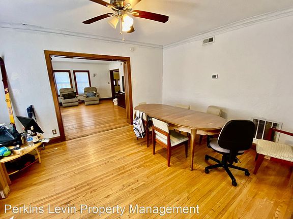 4th image of 2417 Fremont Ave S
