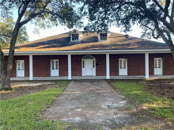 801 Michigan Ave, Slidell, LA 70458