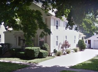114 S College Ave, Geneseo, IL 61254