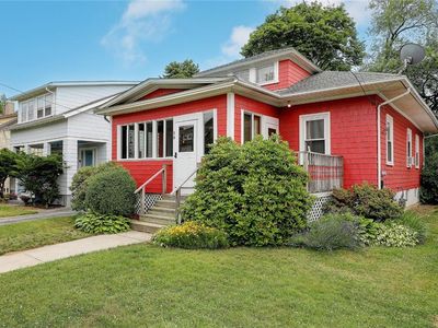 58 Ferncrest Ave, Cranston, RI, 02905