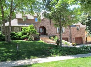 316 Patricia Ln, Bartlett, IL